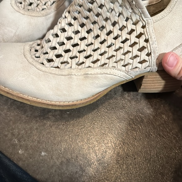 Very Volatile Bootie - Picture 5 of 6